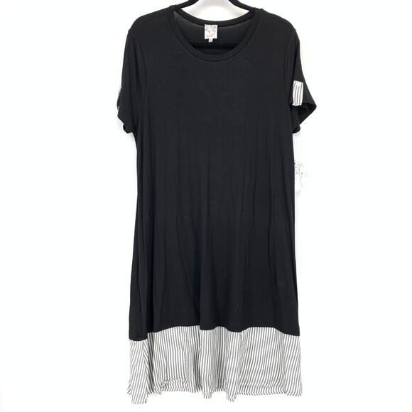 Naif Short Sleeve Jersey Knit Dress Womens Size XL Black Striped Hem Detail NEW - Picture 1 of 8